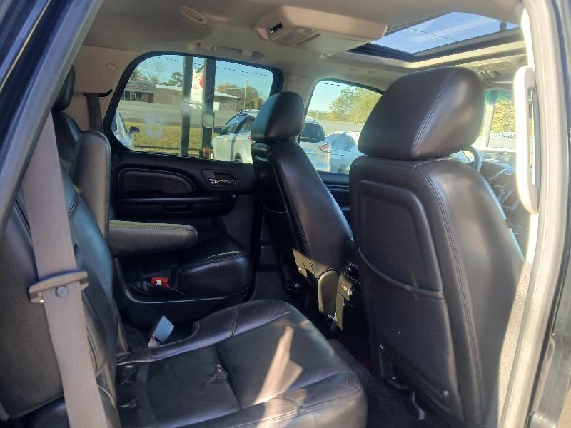 Cadillac Escalade AWD Luxury 2013