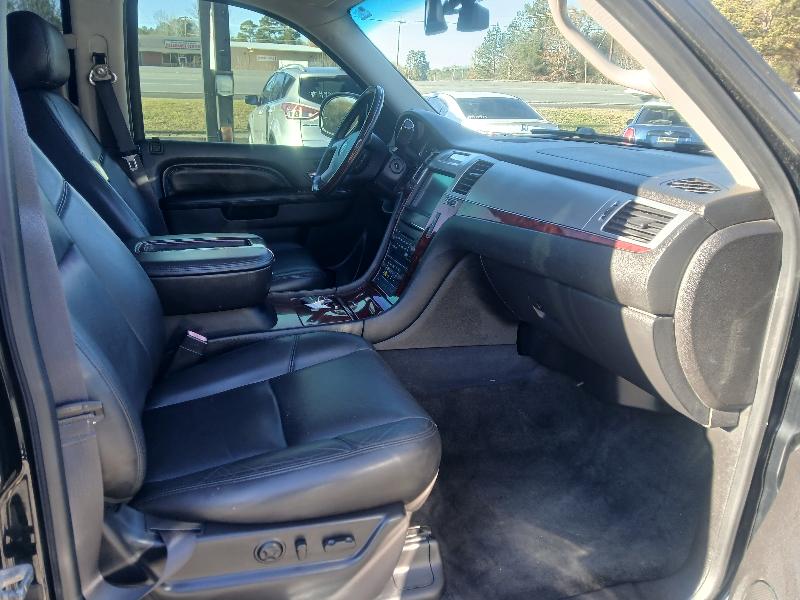 Cadillac Escalade AWD Luxury 2013