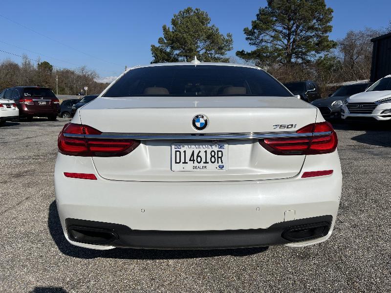 BMW 7-Series 750i 2017