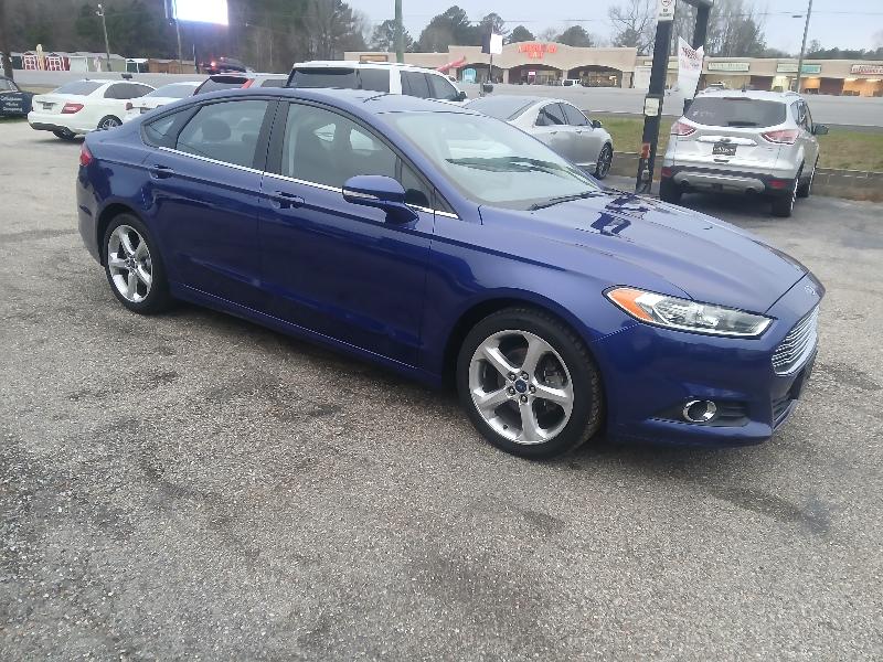 Ford Fusion SE 2013