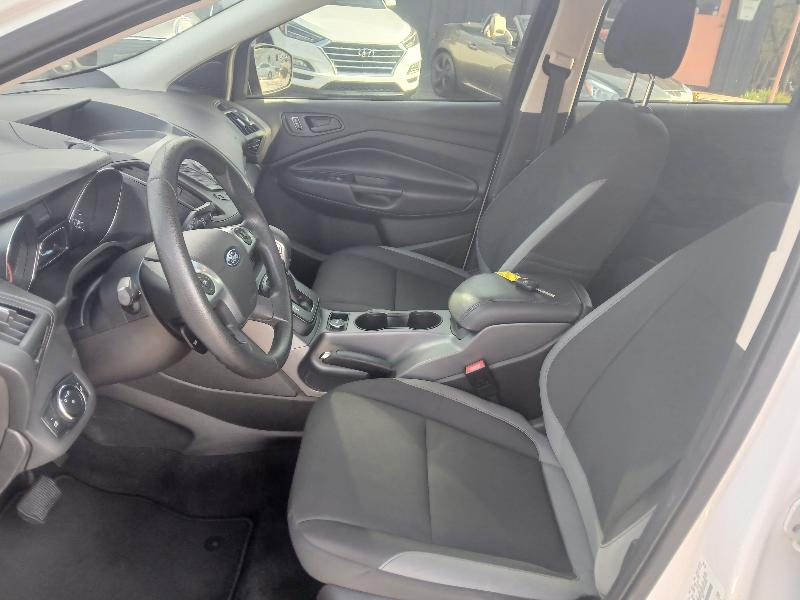 Ford Escape S FWD 2015