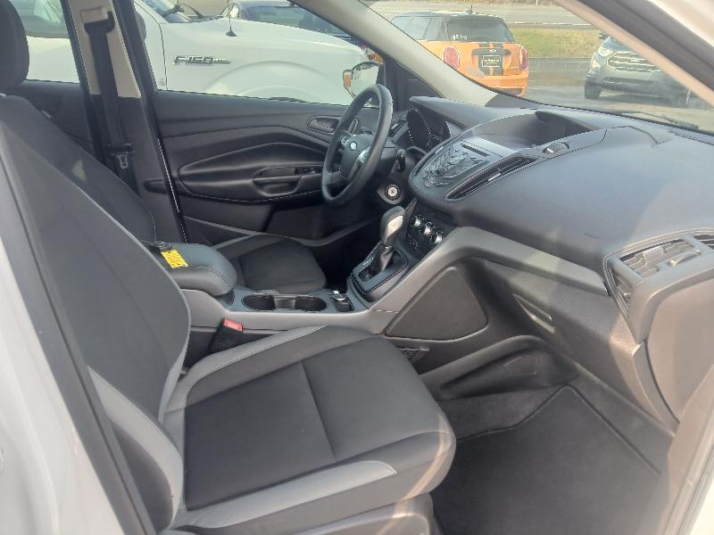 Ford Escape S FWD 2015