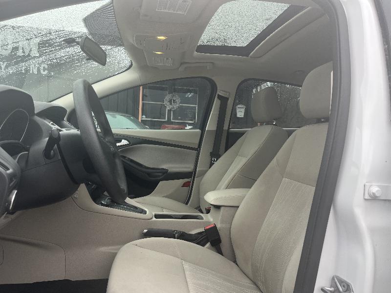 Ford Focus SE Sedan 2015