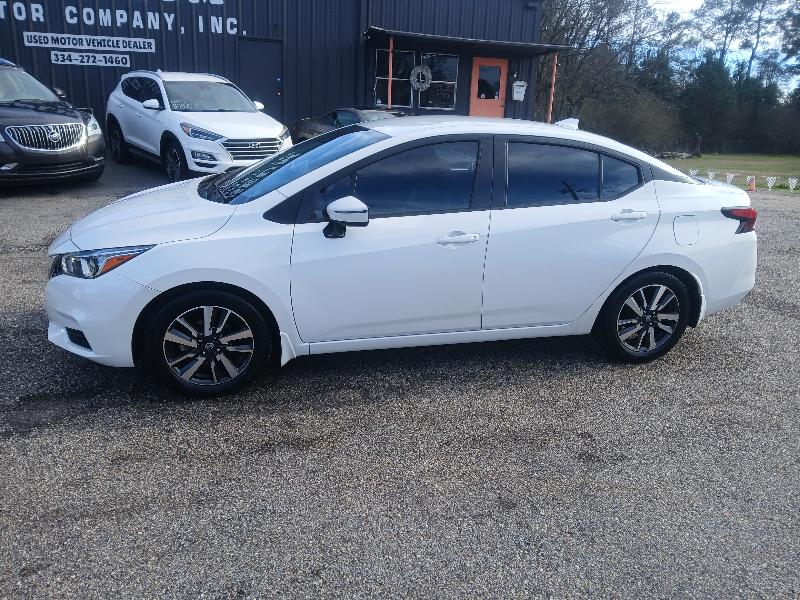 Nissan Versa SV 2020