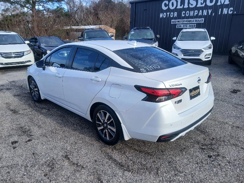 Nissan Versa SV 2020