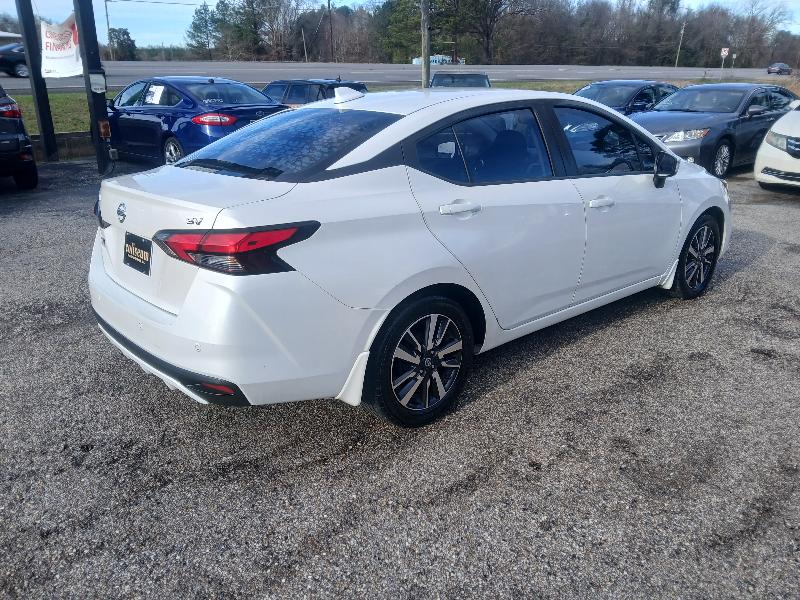 Nissan Versa SV 2020