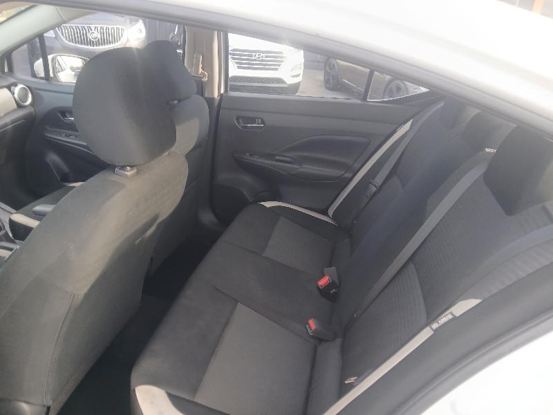 Nissan Versa SV 2020