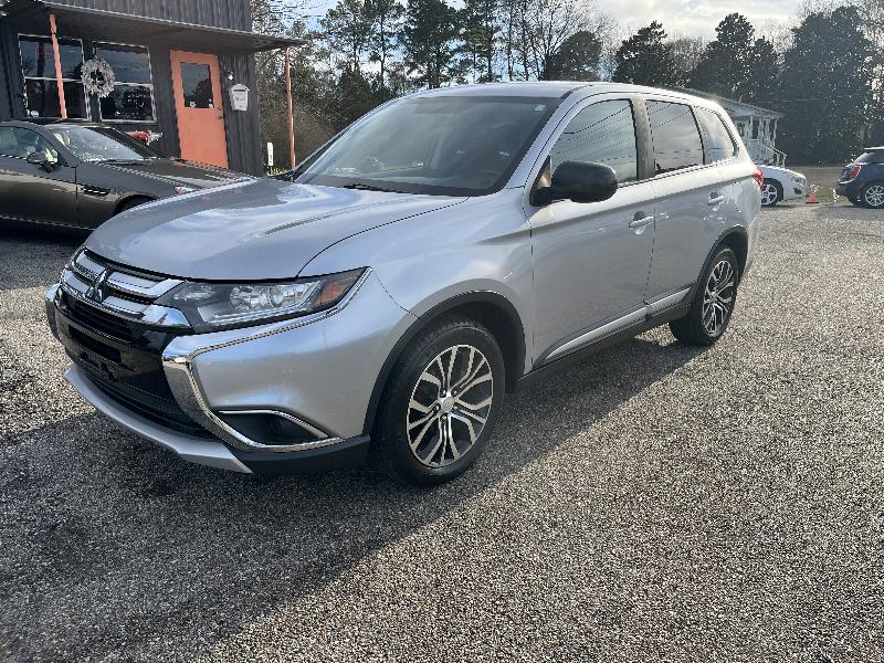 Mitsubishi Outlander SE AWD 2016