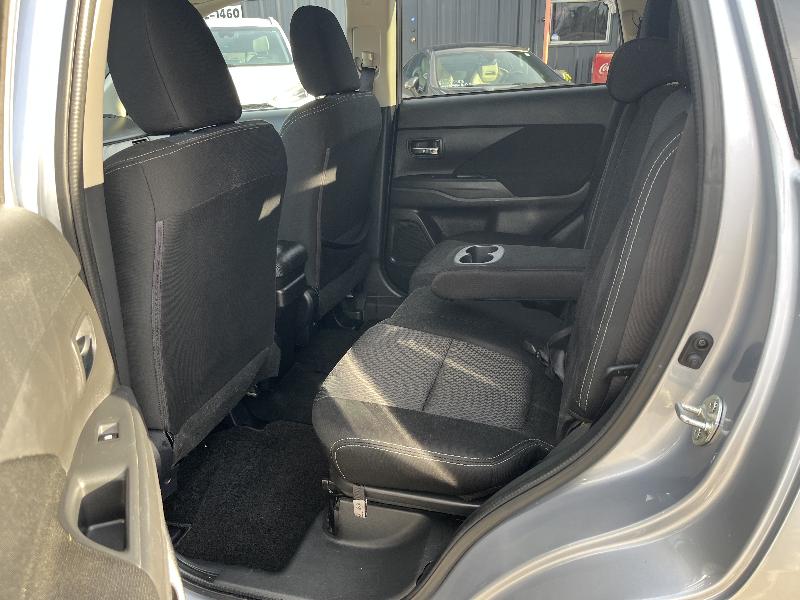 Mitsubishi Outlander SE AWD 2016