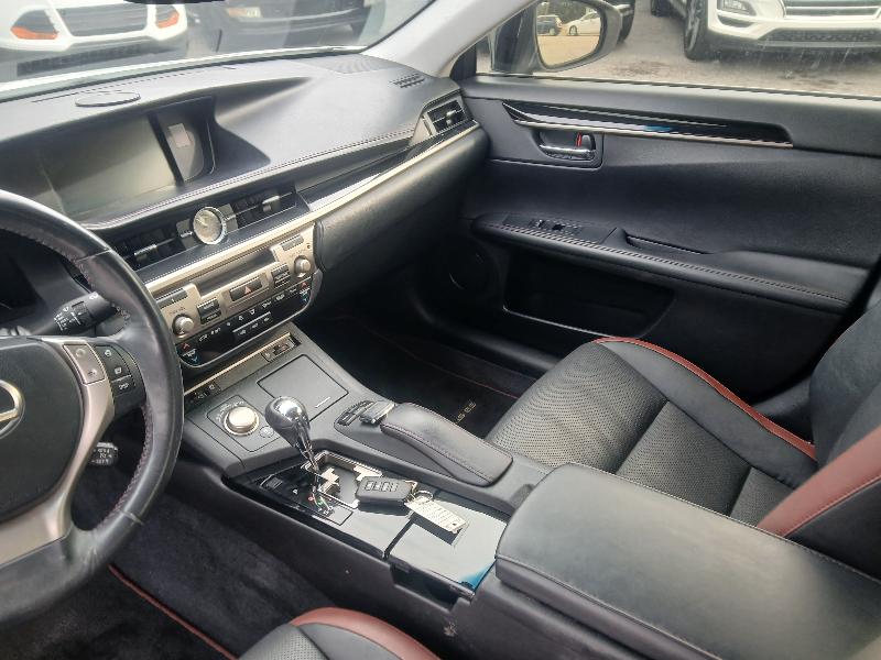 Lexus ES 350 Sedan 2015