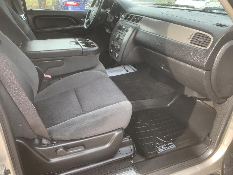 Chevrolet Avalanche LS 2WD 2009