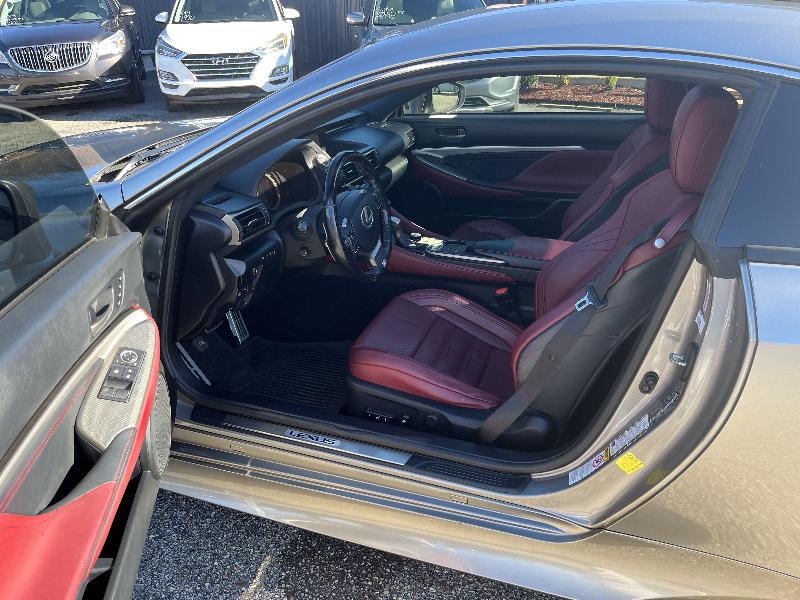 Lexus RC 200t Base 2016