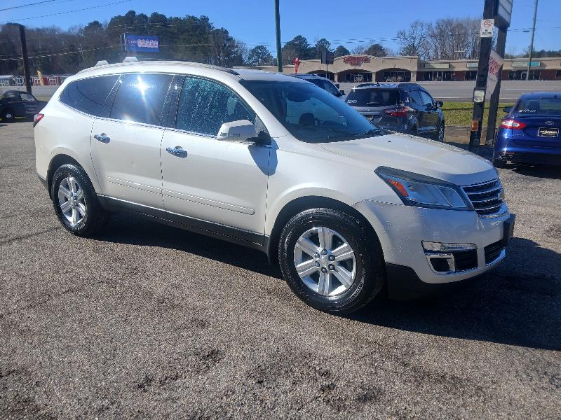 Chevrolet Traverse 2LT AWD 2013