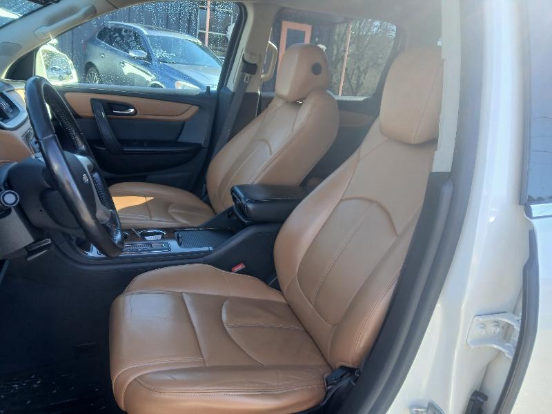 Chevrolet Traverse 2LT AWD 2013