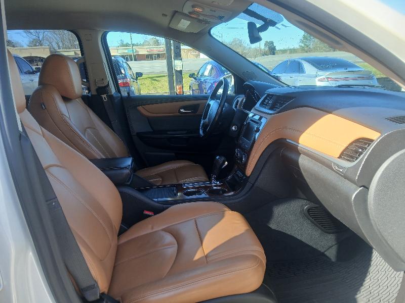 Chevrolet Traverse 2LT AWD 2013