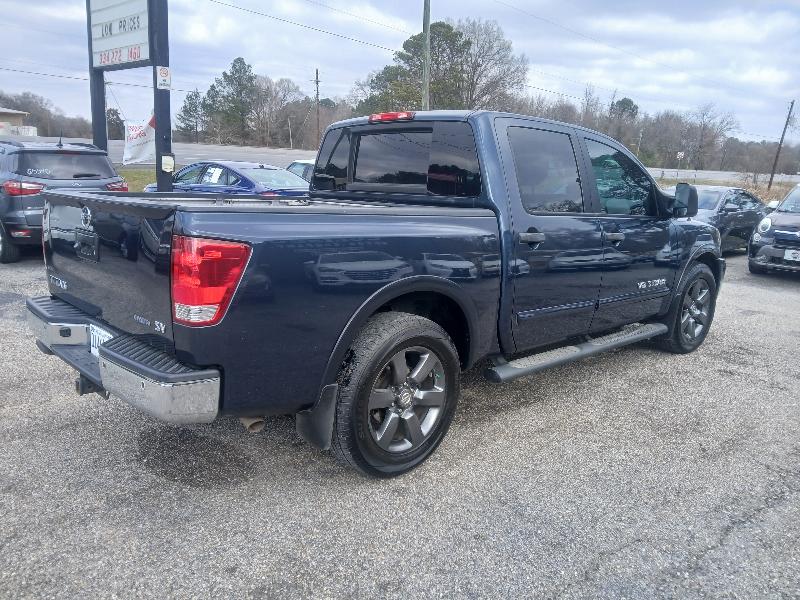 Nissan Titan SV Crew Cab 2WD 2015