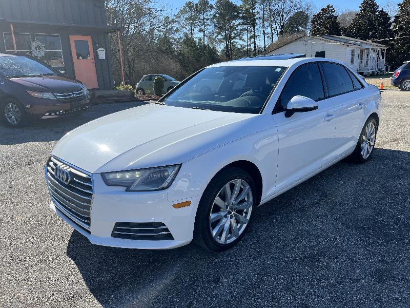 Audi A4 2.0T Premium Sedan 2017