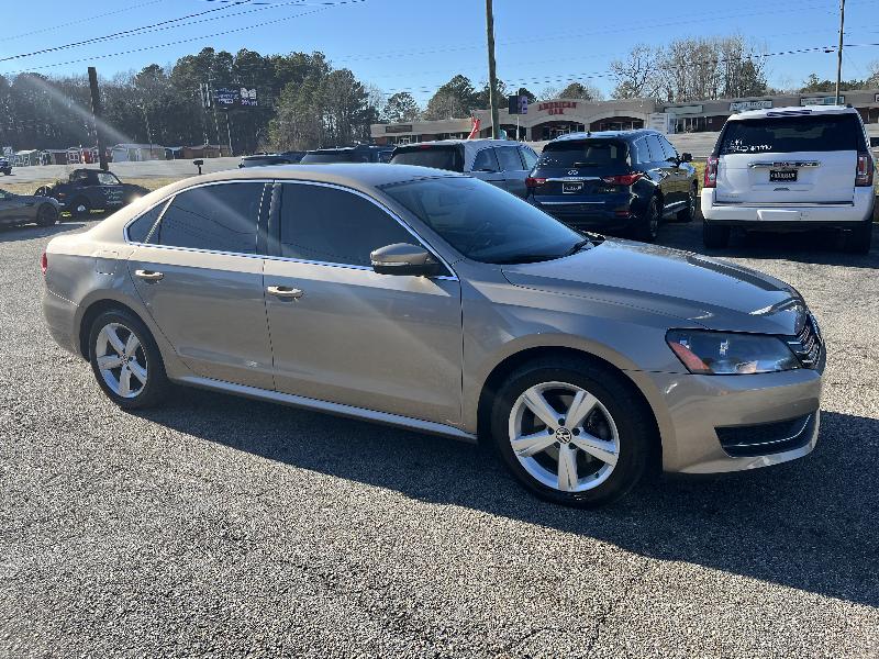 Volkswagen Passat SE 6A 2015