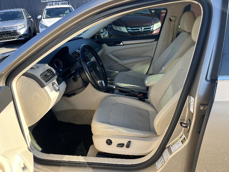 Volkswagen Passat SE 6A 2015