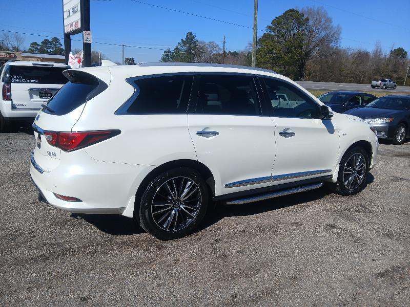 Infiniti QX60 Base FWD 2017
