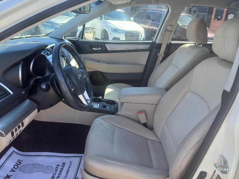 Subaru Outback 2.5i Premium 2015