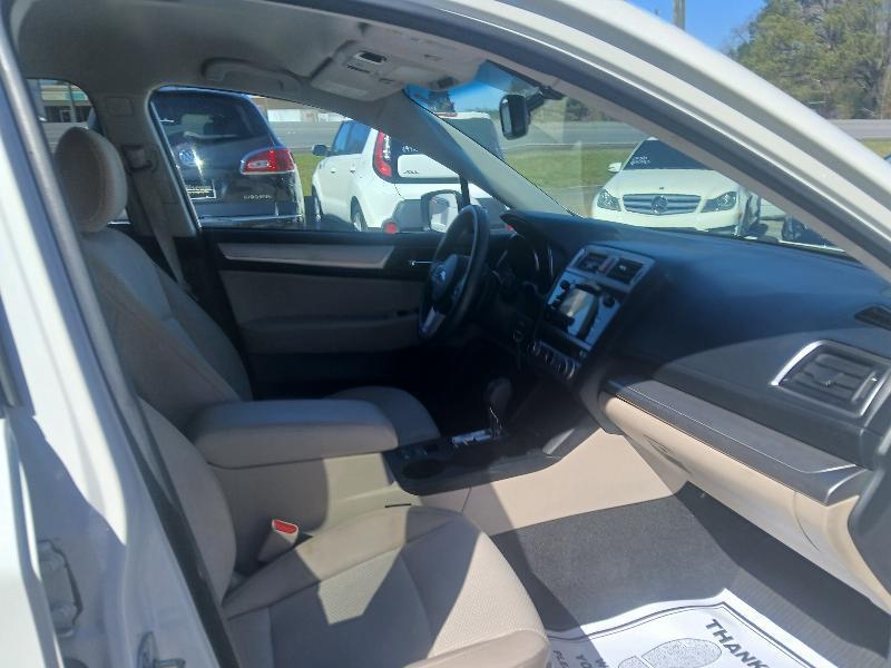 Subaru Outback 2.5i Premium 2015