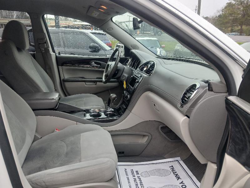 Buick Enclave Convenience FWD 2017