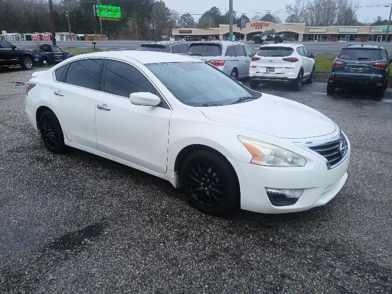 Nissan Altima 2.5 SV 2015