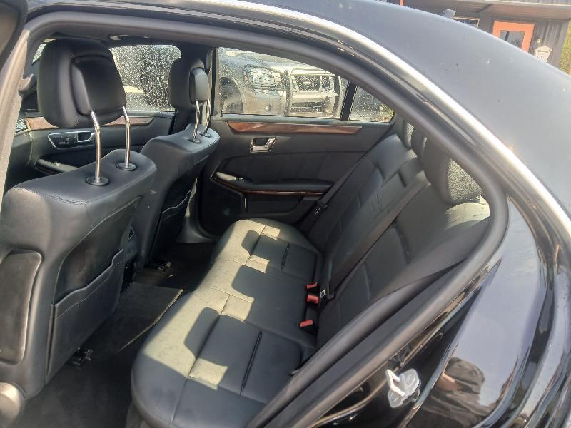 Mercedes-Benz E-Class E350 Sedan 4MATIC 2011