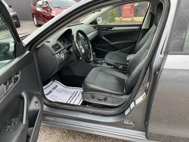 Volkswagen Passat 1.8T Wolfsburg AT 2015