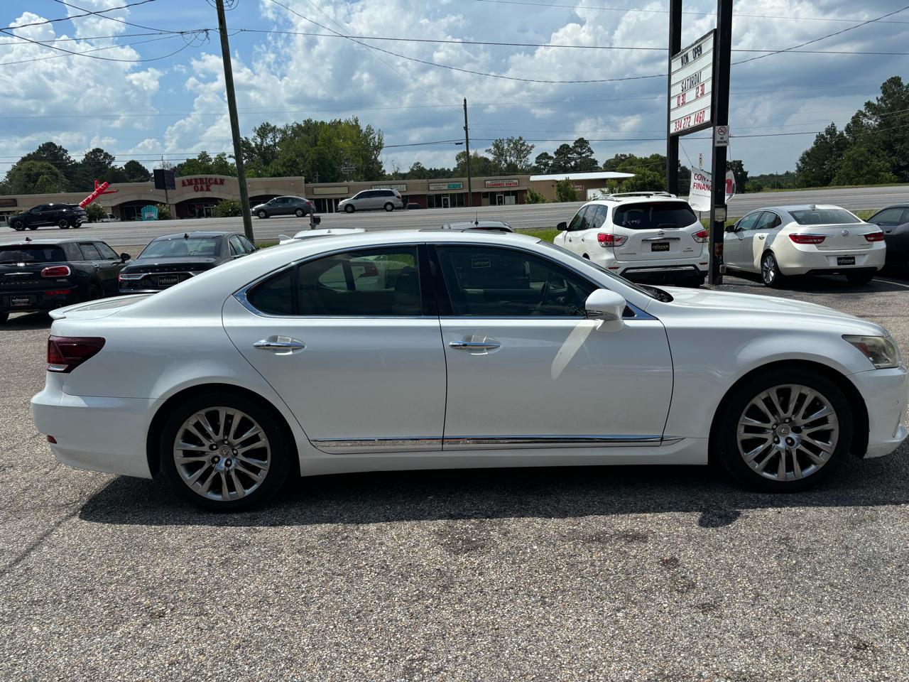 Lexus LS 460 4dr Sdn RWD 2013