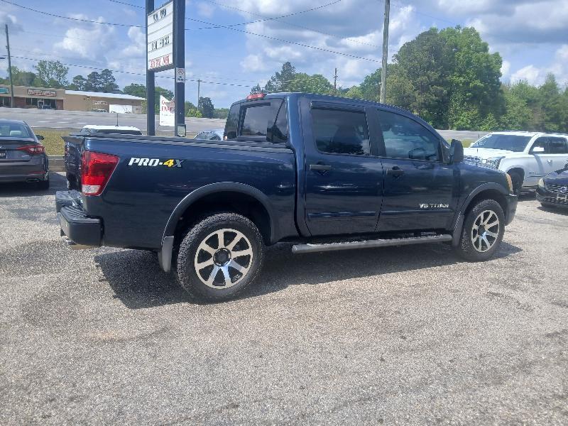 Nissan Titan PRO-4X Crew Cab 4WD SWB 2015