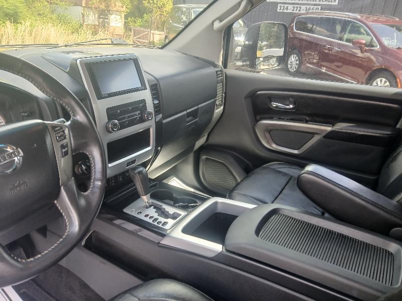 Nissan Titan PRO-4X Crew Cab 4WD SWB 2015