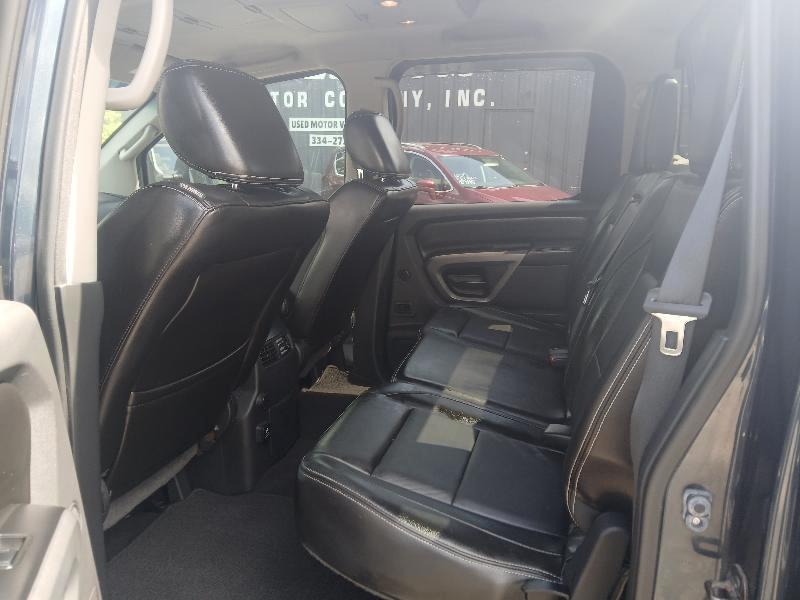 Nissan Titan PRO-4X Crew Cab 4WD SWB 2015