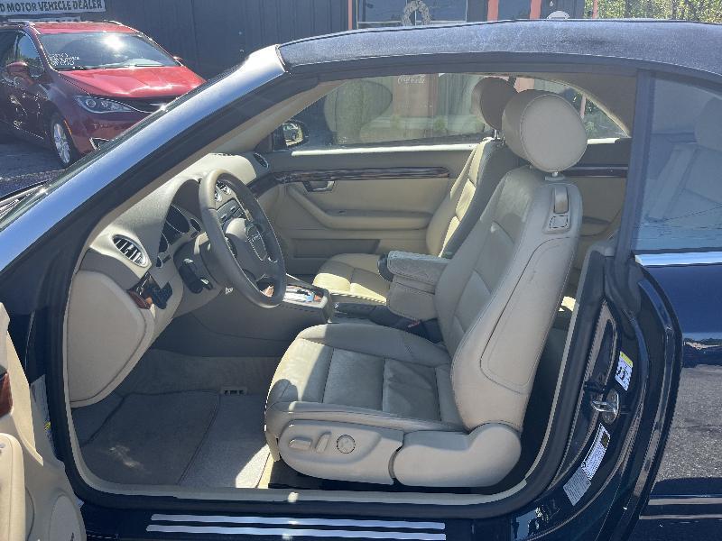 Audi A4 2.0T Cabriolet quattro with Tiptronic 2009