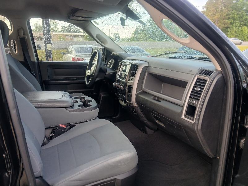 RAM 1500 Tradesman Quad Cab 2WD 2014