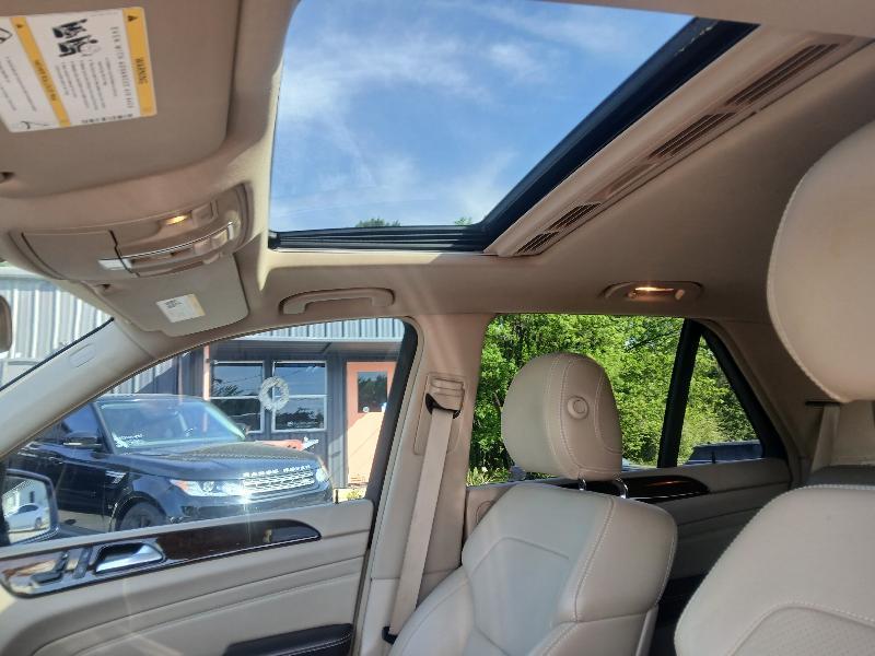 Mercedes-Benz M-Class ML350 4MATIC 2013