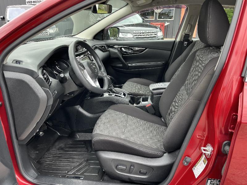 Nissan Rogue Sport S 2019