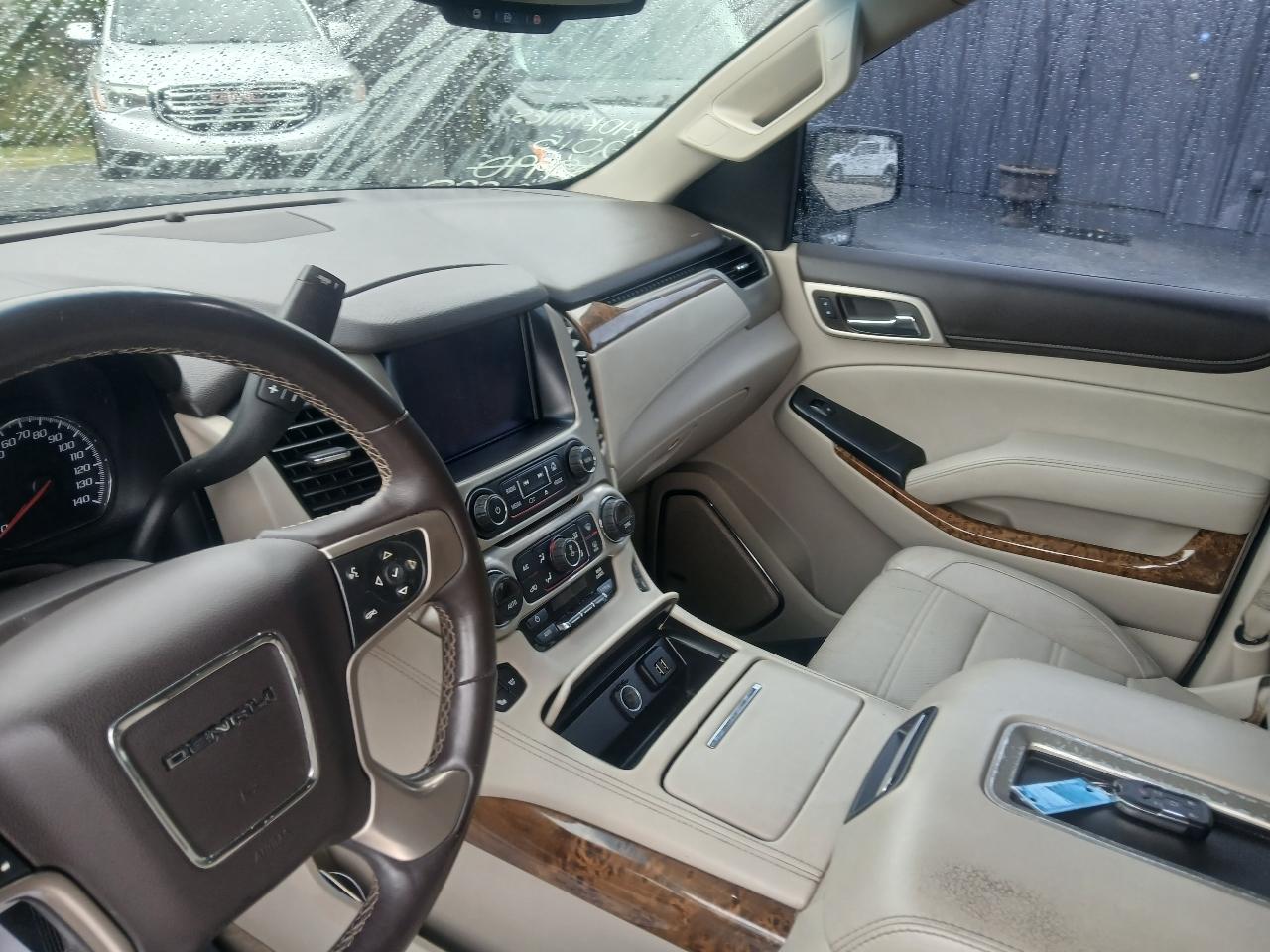 GMC Yukon XL 4WD 4dr Denali 2015