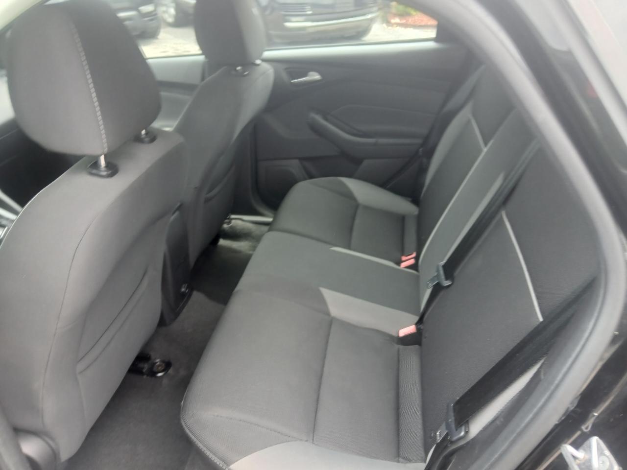 Ford Focus 5dr HB SE 2014