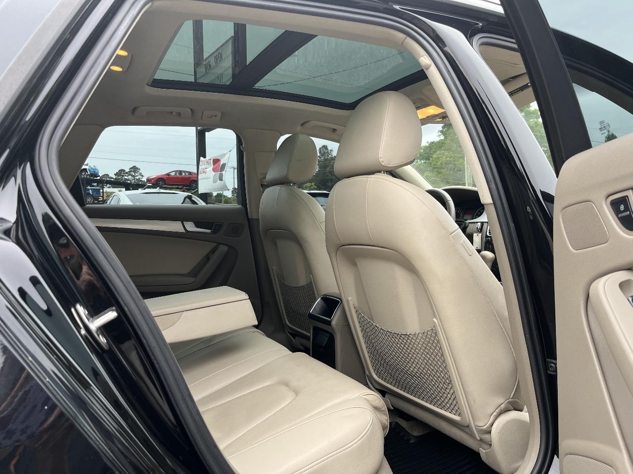 Audi A4 4dr Avant Wgn Auto quattro 2.0T Premium 2012