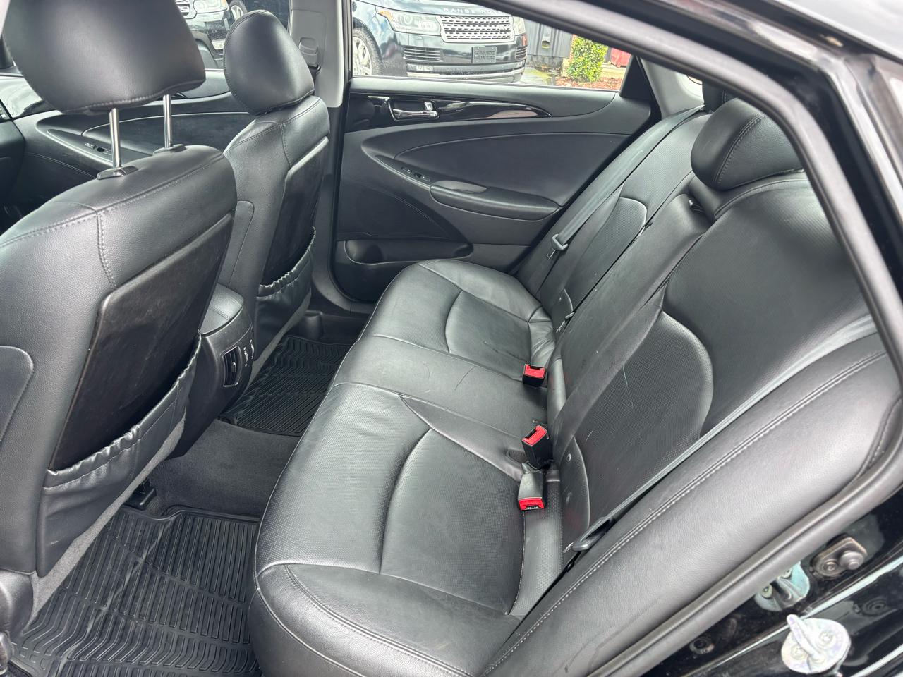 Hyundai Sonata 4dr Sdn 2.4L Auto Limited PZEV 2013