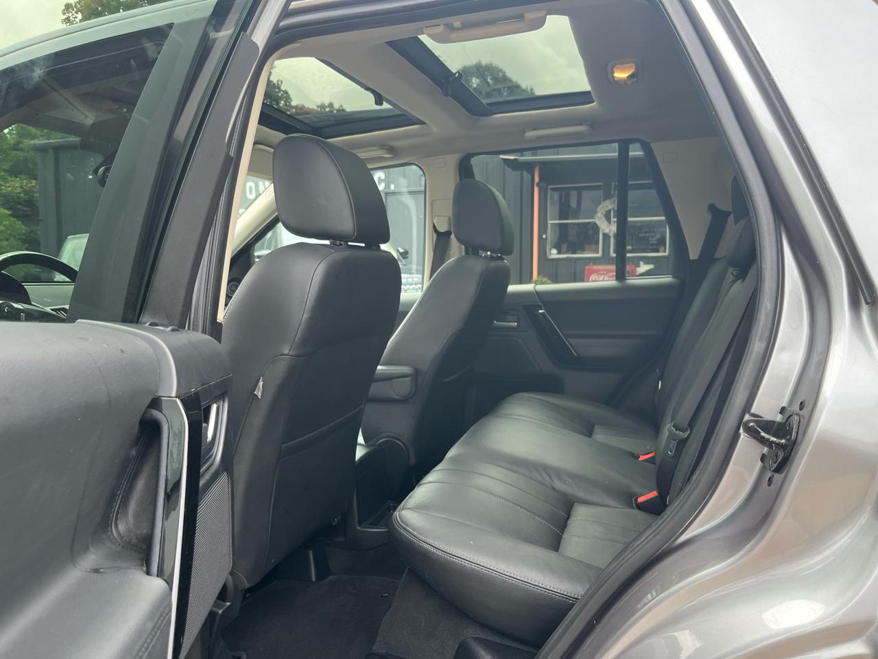 Land Rover LR2 AWD 4dr 2013