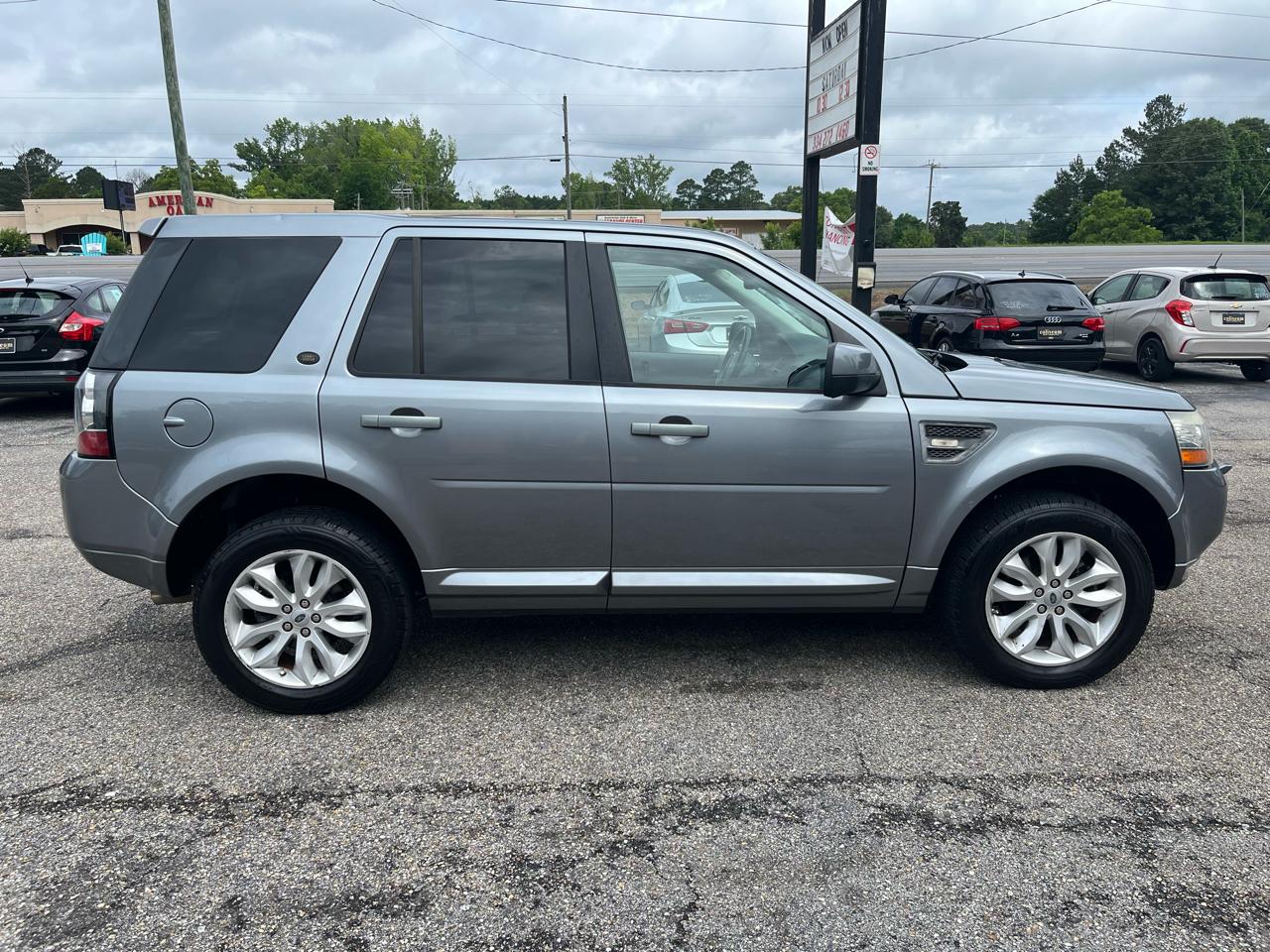 Land Rover LR2 AWD 4dr 2013