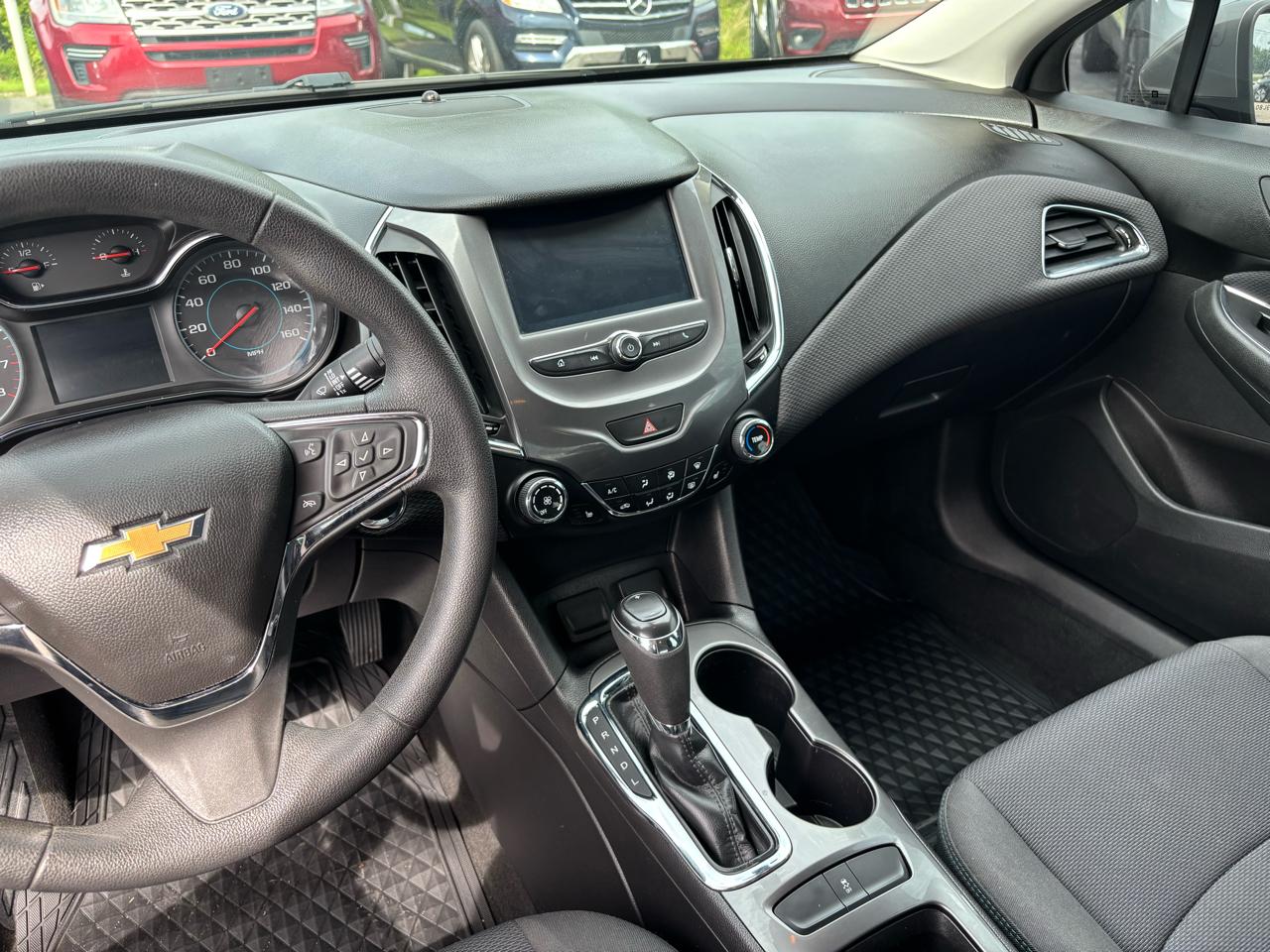 Chevrolet Cruze 4dr Sdn 1.4L LT w/1SD 2017
