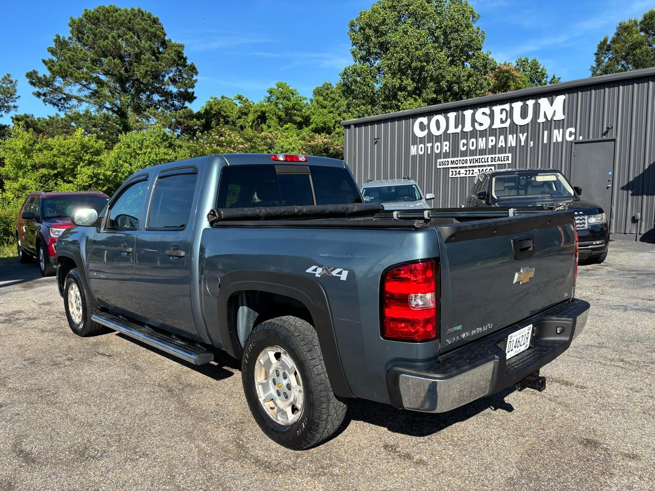Chevrolet Silverado 1500 4WD Crew Cab 143.5" LT 2011