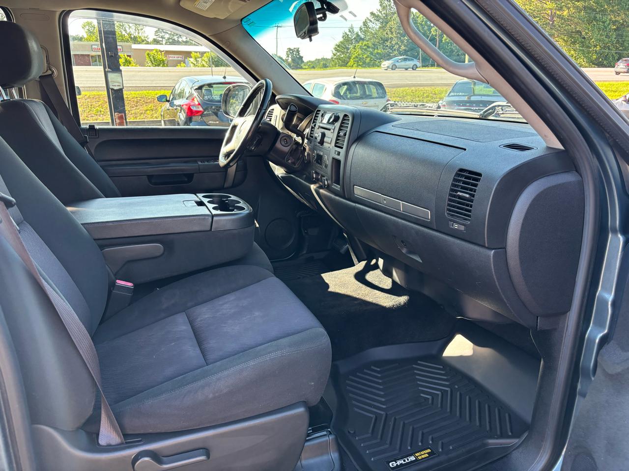 Chevrolet Silverado 1500 4WD Crew Cab 143.5" LT 2011
