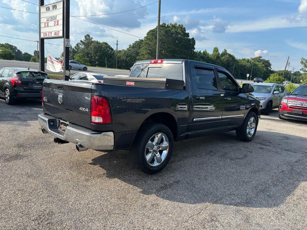 RAM 1500 4WD Crew Cab 140.5" Big Horn 2015