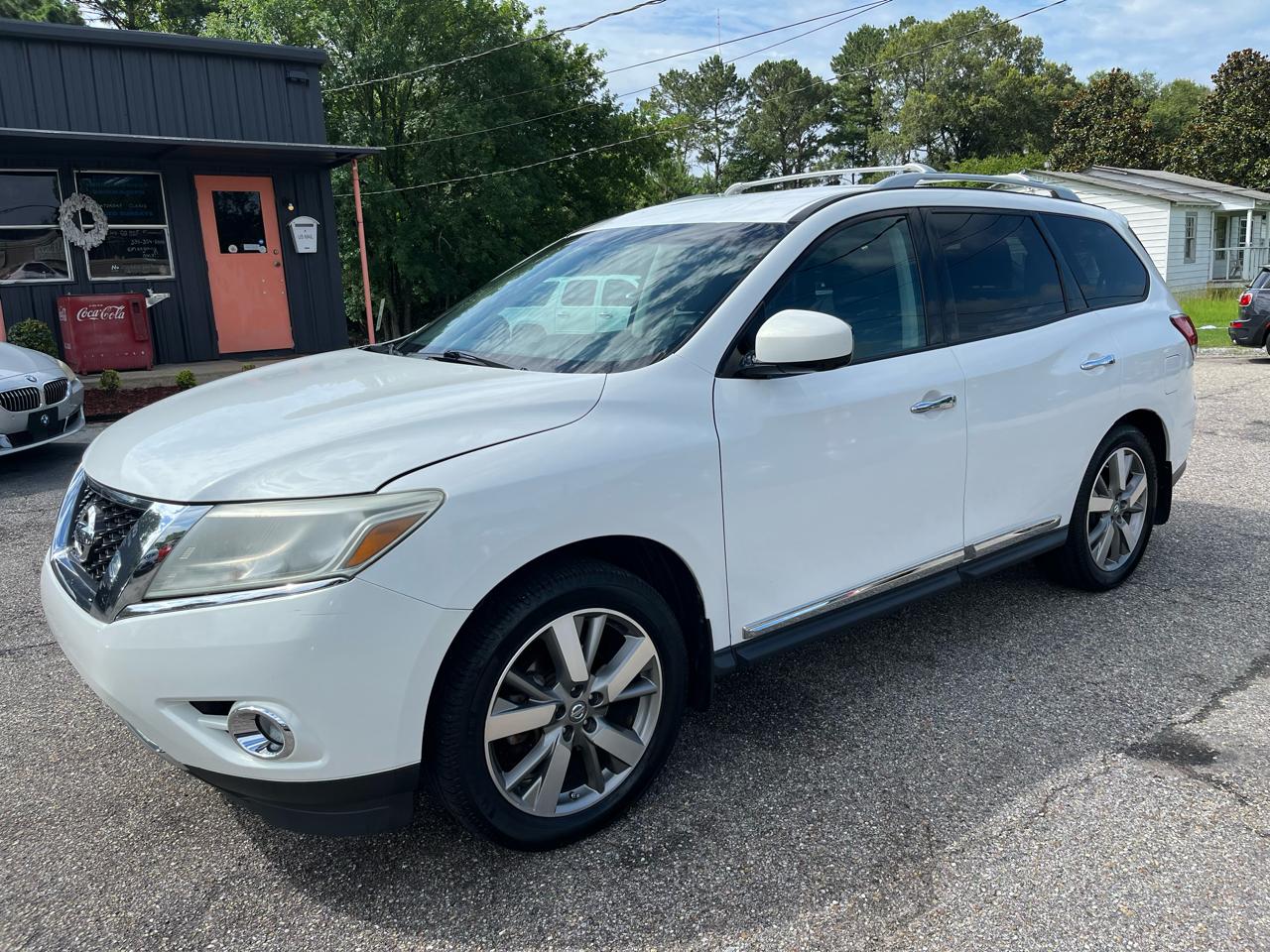 Nissan Pathfinder 4WD 4dr Platinum 2013