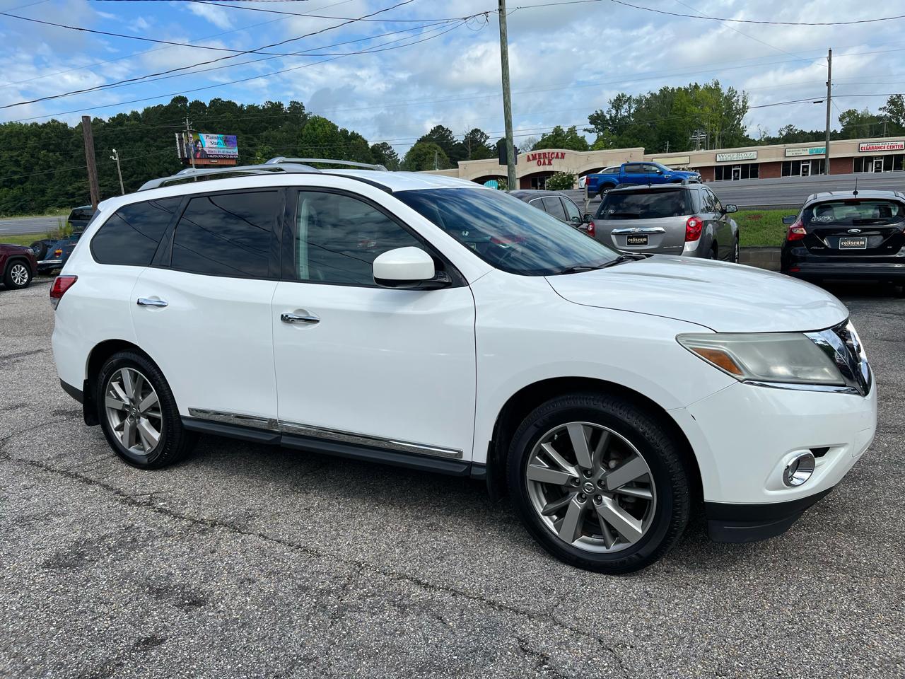 Nissan Pathfinder 4WD 4dr Platinum 2013